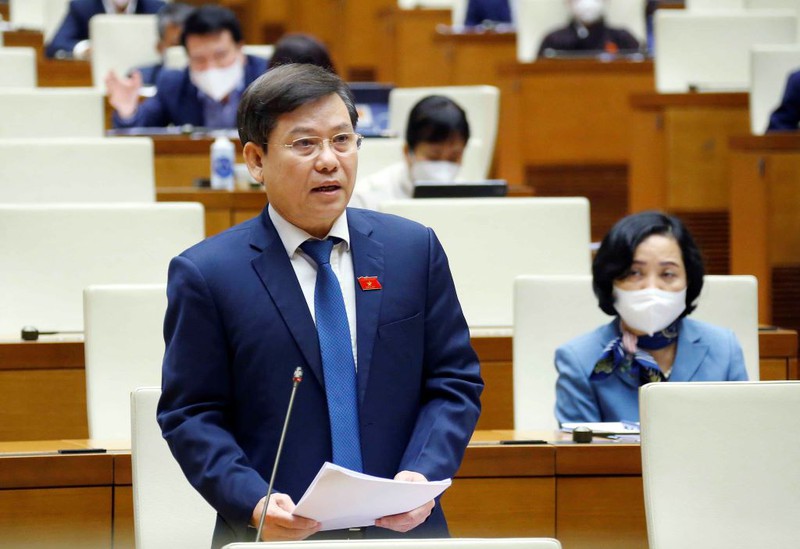 (PLO)- Ngoài tăng thẩm quyền cho công an xã, tạm đình chỉ giải quyết tin báo tố giác tội phạm, tố tụng…, việc sửa Bộ luật Tố tụng Hình sự lần này còn để tương thích với Hiệp định CPTPP.